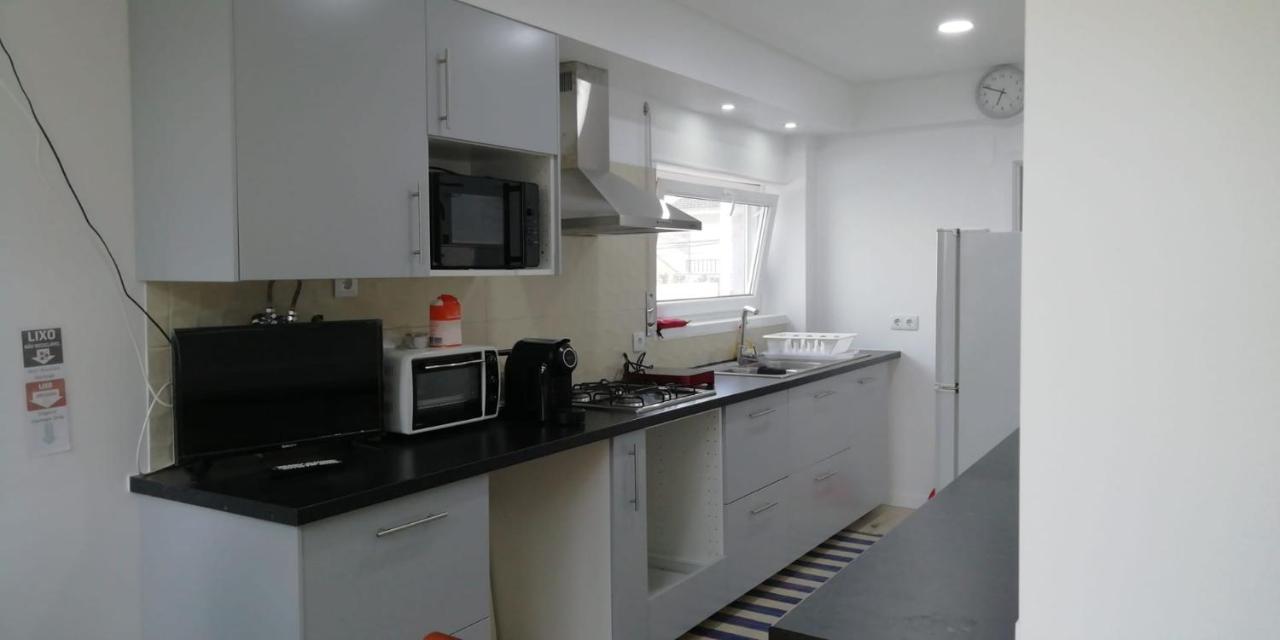 Guesthouse Marialva Park Corroios Ngoại thất bức ảnh