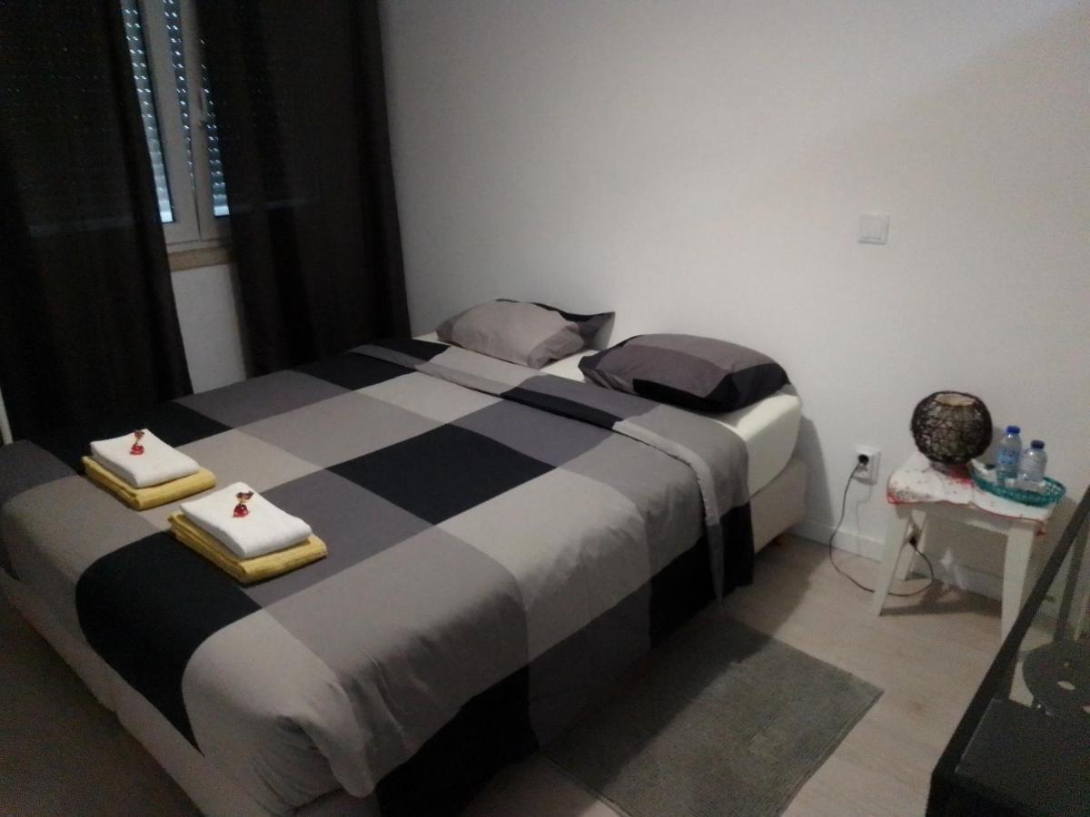 Guesthouse Marialva Park Corroios Ngoại thất bức ảnh