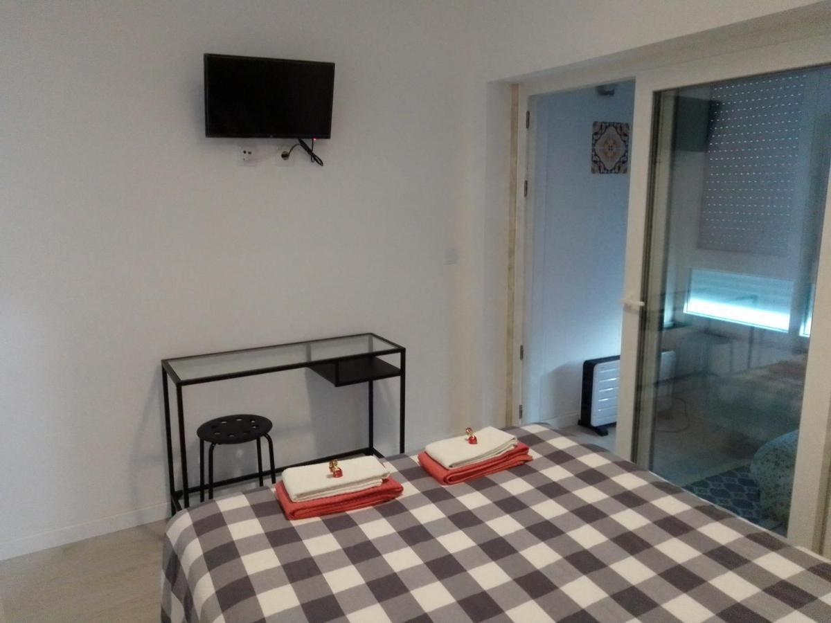 Guesthouse Marialva Park Corroios Ngoại thất bức ảnh