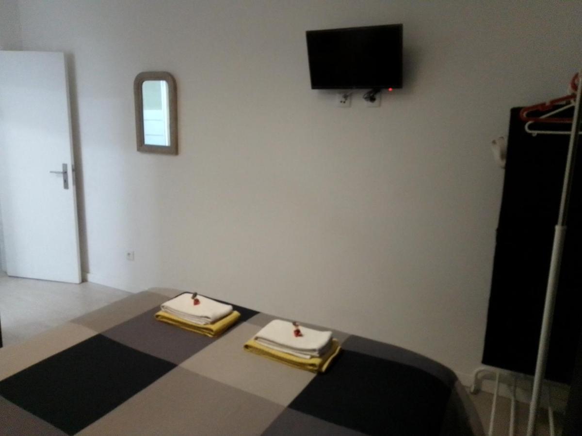 Guesthouse Marialva Park Corroios Ngoại thất bức ảnh