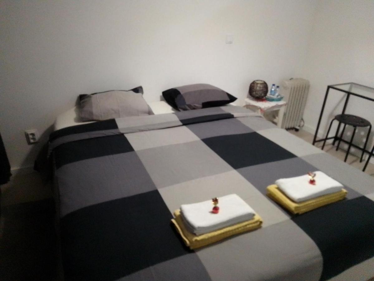 Guesthouse Marialva Park Corroios Ngoại thất bức ảnh